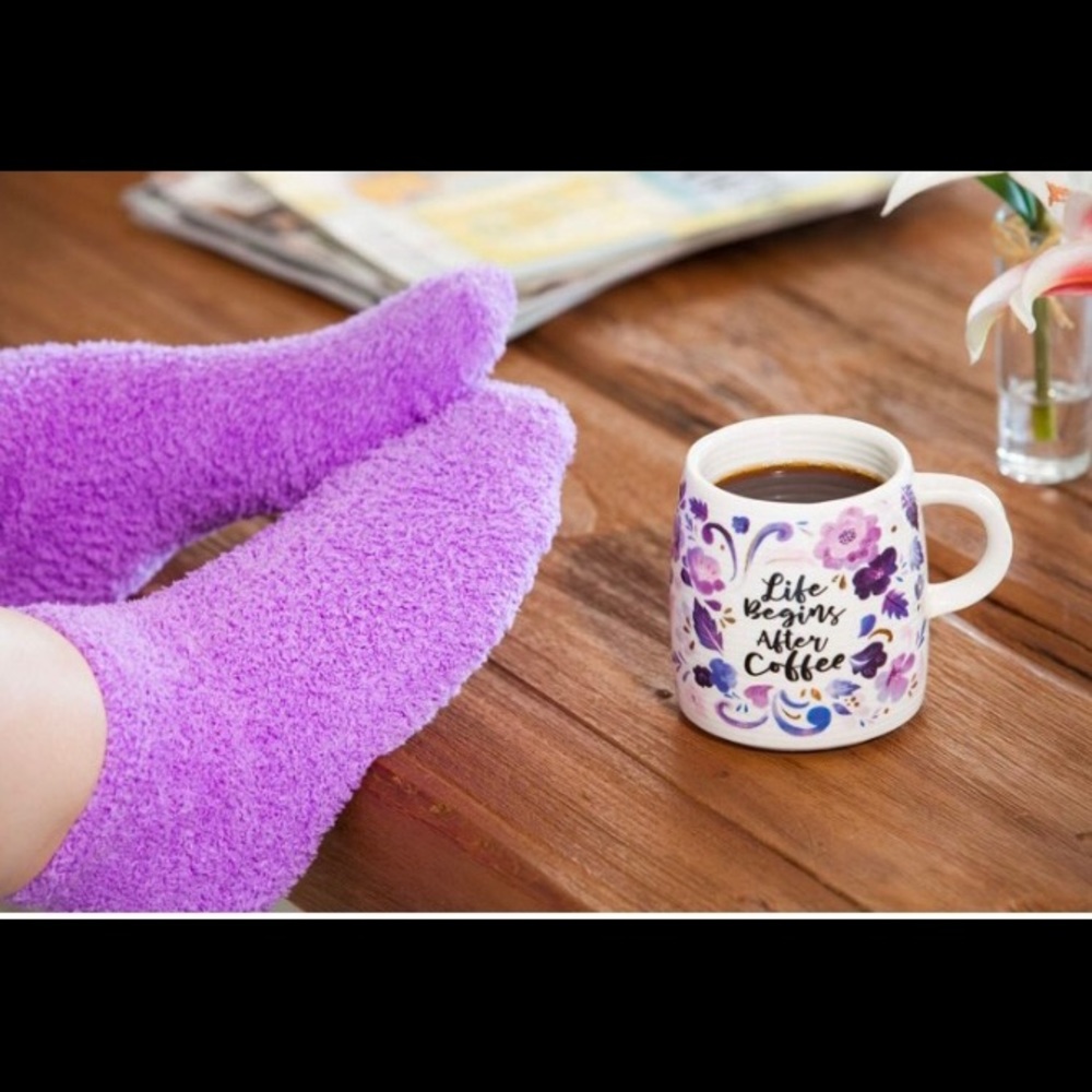 Evergreen Ceramic Cup and Sock Gift set